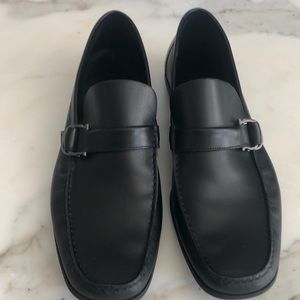 FERRAGAMO LOAFER